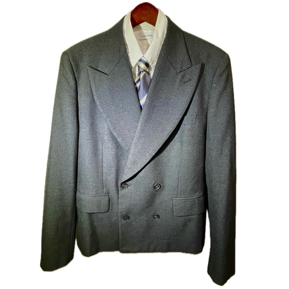 Comme Des Garçons Homme Plus
Classic Gray Double-Breasted Blazer